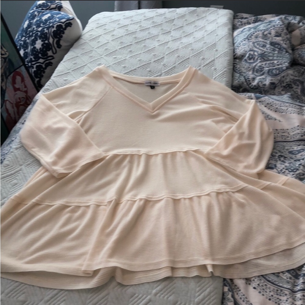 NWT Thyme & Honey Flowy Waffle Knit Top